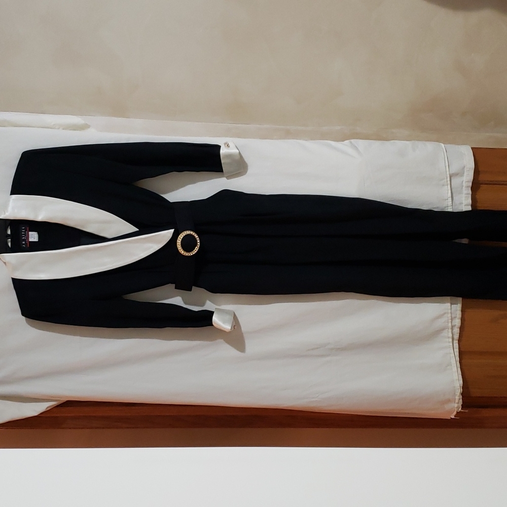 Classy Women's Pantsuit
